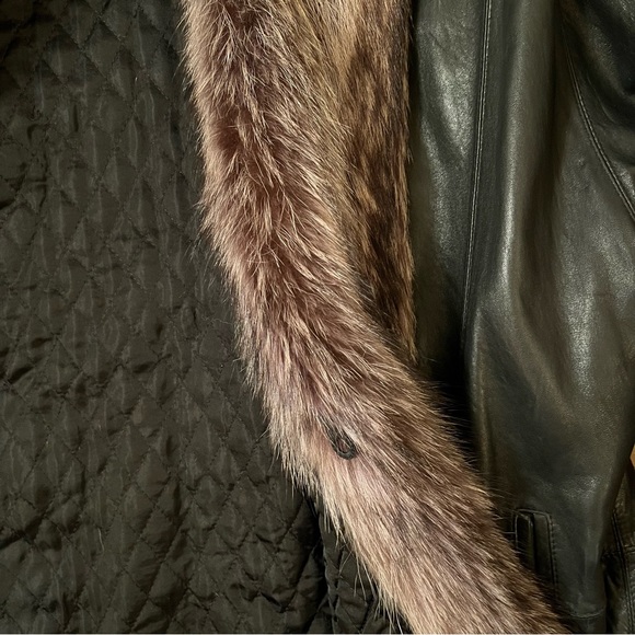 Black Leather and Fur trim Penny lane Almost Famous Mob Wife Coat Size Large - Picture 6 of 12